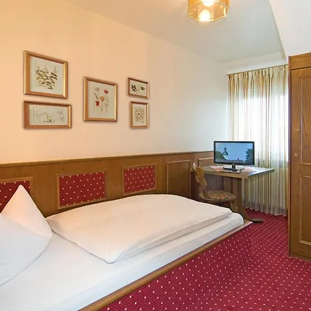 Landgasthof Meisel Отель *